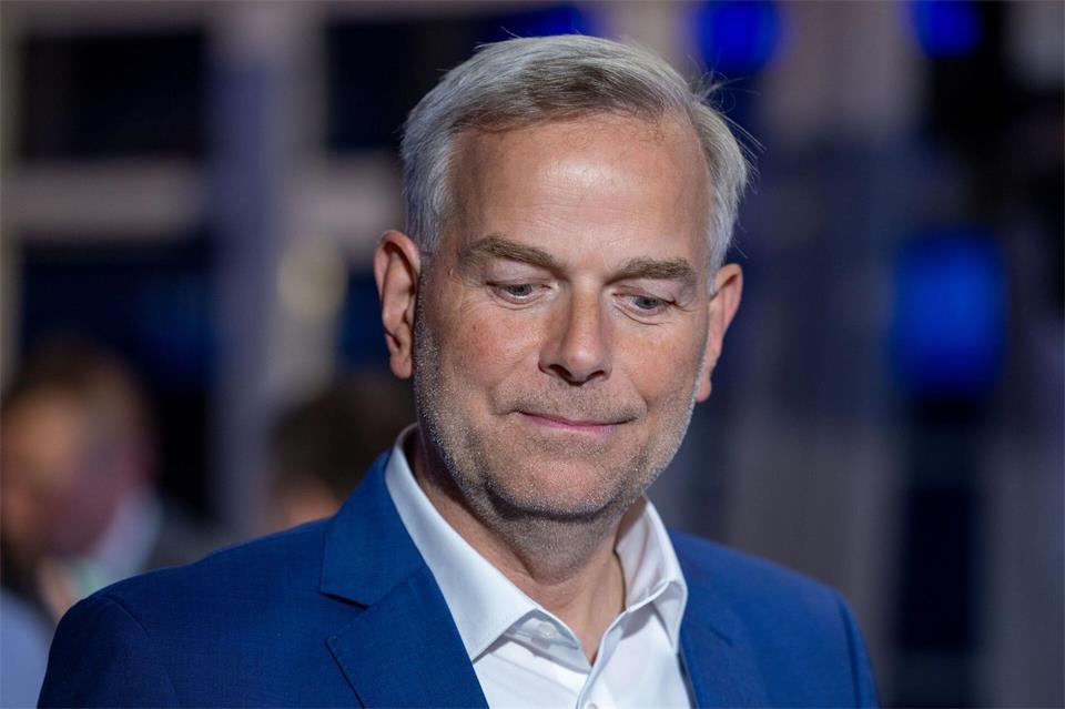 Leif-Erik Holm wollte Ministerpräsident für die AfD werden, dürfte aber wenig Chancen haben. Mit der AfD will im neuen Schweriner Landtag niemand koalieren.Jens Büttner/dpa