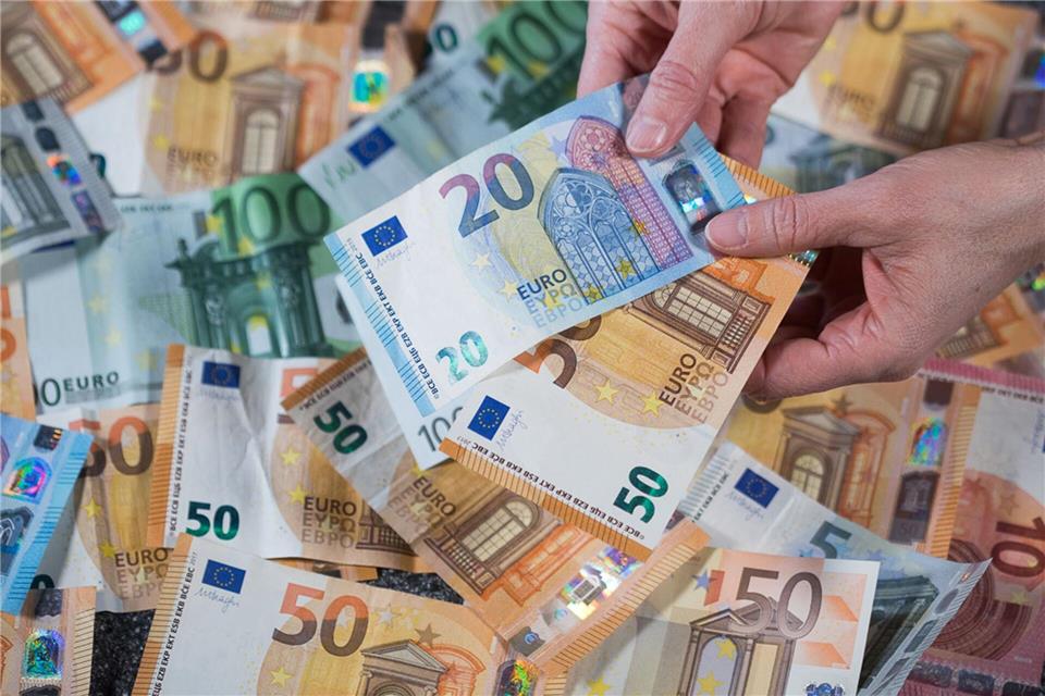 Leipzig will 27,5 Millionen Euro in zwei Jahren einsparen. (Symbolbild)Jens B�ttner/dpa-Zentralbild/dpa