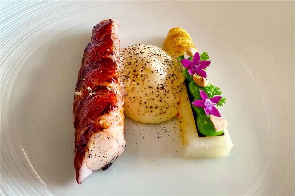 „Leipziger Allerlei“: Was nach deftiger deutscher Hausmannskost klingt, avanciert bei den Brüdern Sühring zur filigranen Haute Cuisine.Carola Frentzen/dpa-tmn