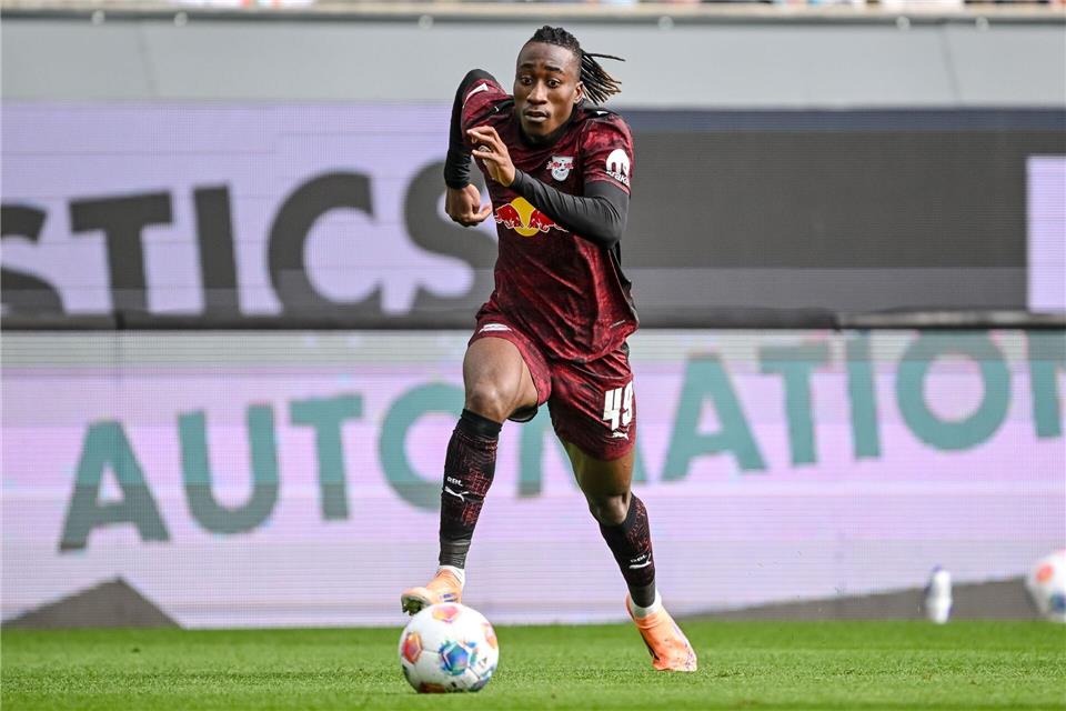 Leipzigs Enteckung Yan Diomande ist beim Afrika Cup dabei. (Archivbild) Harry Langer/dpa