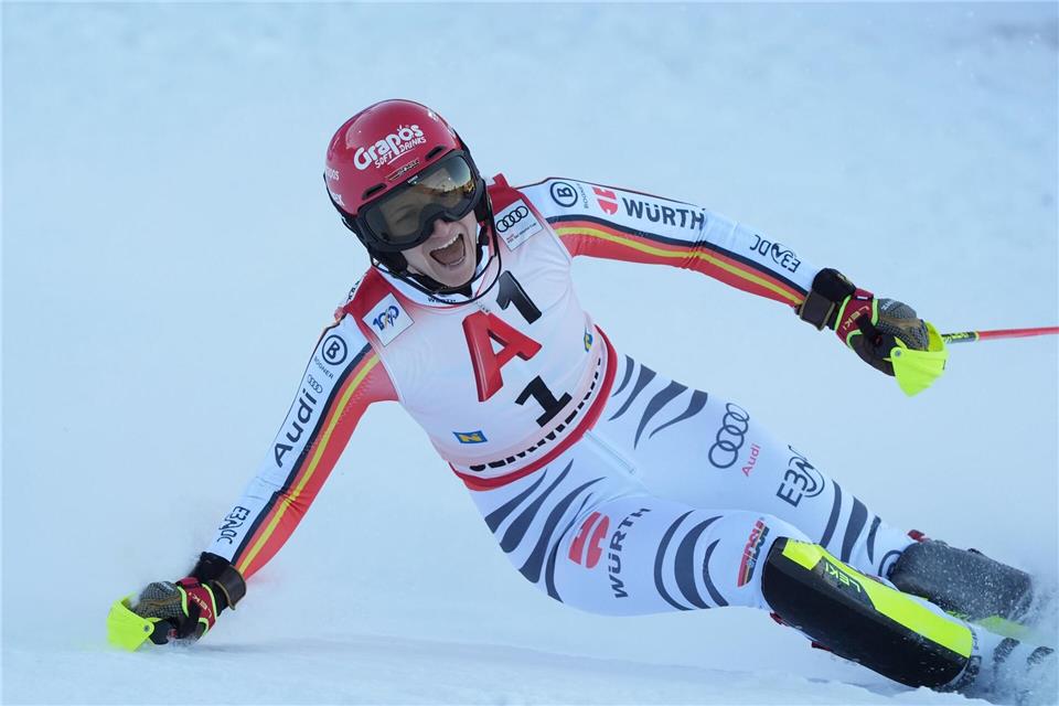 Lena Dürr fährt seit Jahren beständig auf Slalom-Podien: Gelingt ihr in diesem Winter die Olympia-Revanche? (Archivfoto)Giovanni Auletta/AP/dpa