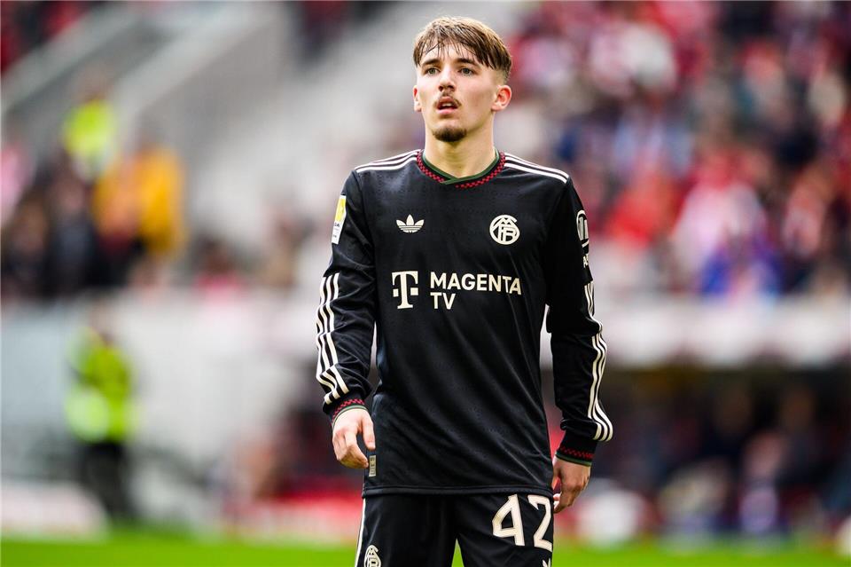 Lennart Karl fehlt dem FC Bayern vorerst verletzt. (Archivbild)Tom Weller/dpa