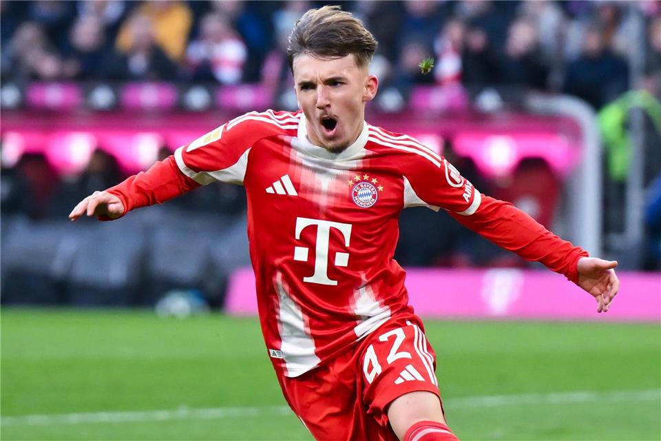 Lennart Karl jubelt nach seinem Tor gegen Freiburg.Sven Hoppe/dpa