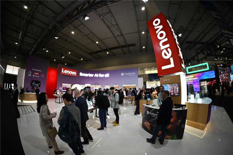 Lenovo-Messestand beim MWC 2025.Wolf von Dewitz/dpa