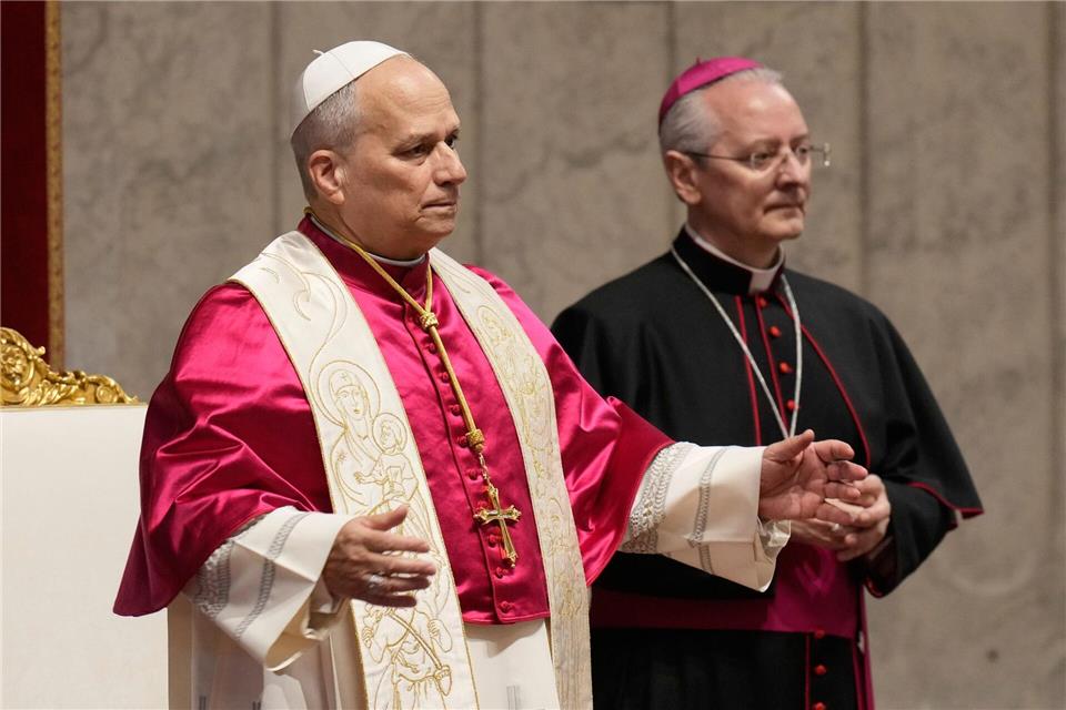 Leo kritisierte unter anderem den Missbrauch von Religion für Gewalt.Gregorio Borgia/AP/dpa