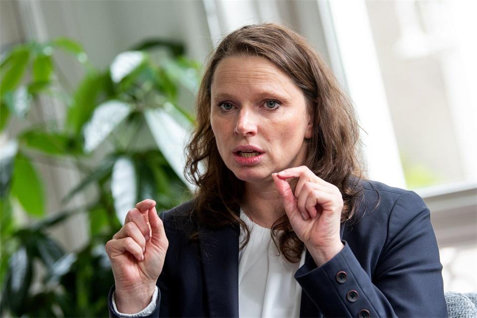 Leonhard ist Co-Chefin der Hamburger SPD und Wirtschaftssenatorin. (Produktion) Daniel Bockwoldt/dpa