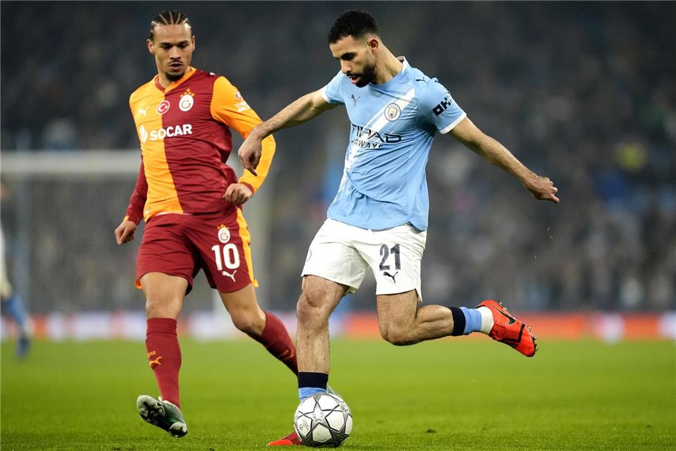 Leroy Sané (l) verletzte sich im Duell mit City. Nick Potts/PA Wire/dpa