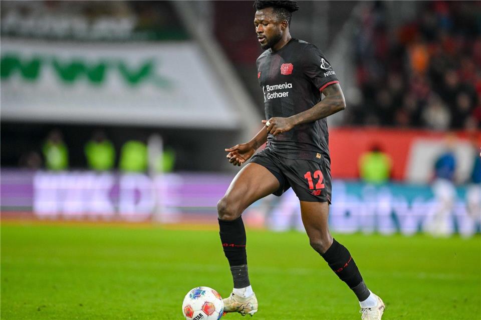 Leverkusens Edmond Tapsoba kam verletzt vom Afrika Cup zurück. (Archivbild)Harry Langer/dpa