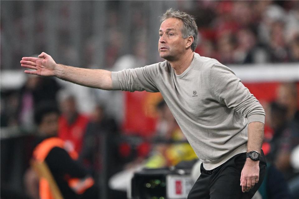 Leverkusens Kasper Hjulmand hofft trotz Pokal-Aus auf Bayerns Europa-Erfolg. Federico Gambarini/dpa