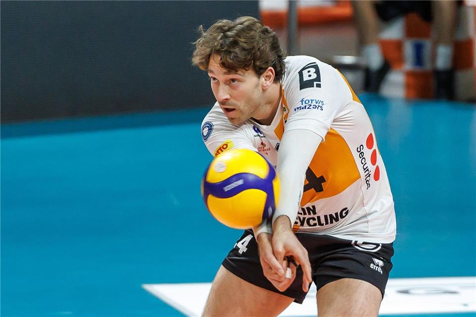Libero Kyle Dagostino peilt mit den Volleys den nächsten Meistertitel an. (Archivbild)Andreas Gora/dpa