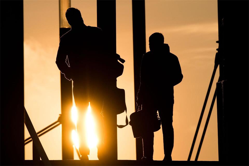 Lichtblick für die Konjunktur: Die deutsche Wirtschaft wuchs auch im dritten Quartal leicht (Archivbild)Julian Stratenschulte/dpa/dpa-tmn