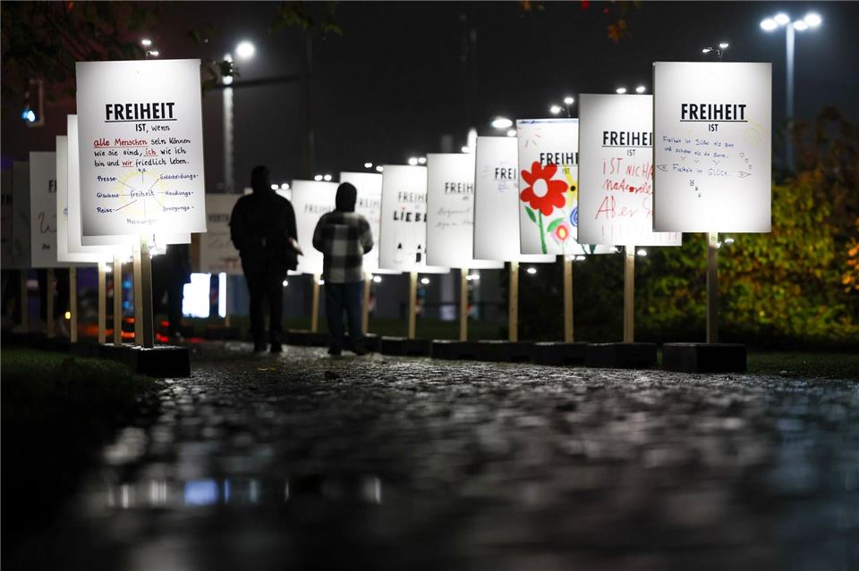 Lichtfest Leipzig: Kunstprojekt erinnert an den Herbst ‚89Jan Woitas/dpa