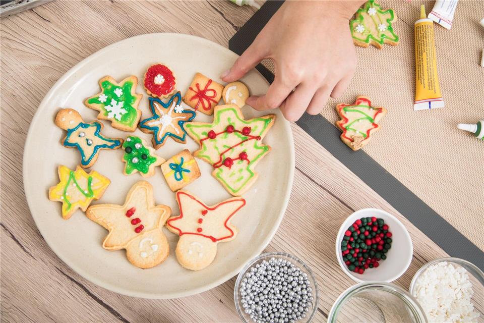 Lieber hellgelb statt dunkelbraun: In Lebensmitteln entsteht Acrylamid als Nebenprodukt bei der Bräunungsreaktion.picture alliance / dpa-tmn