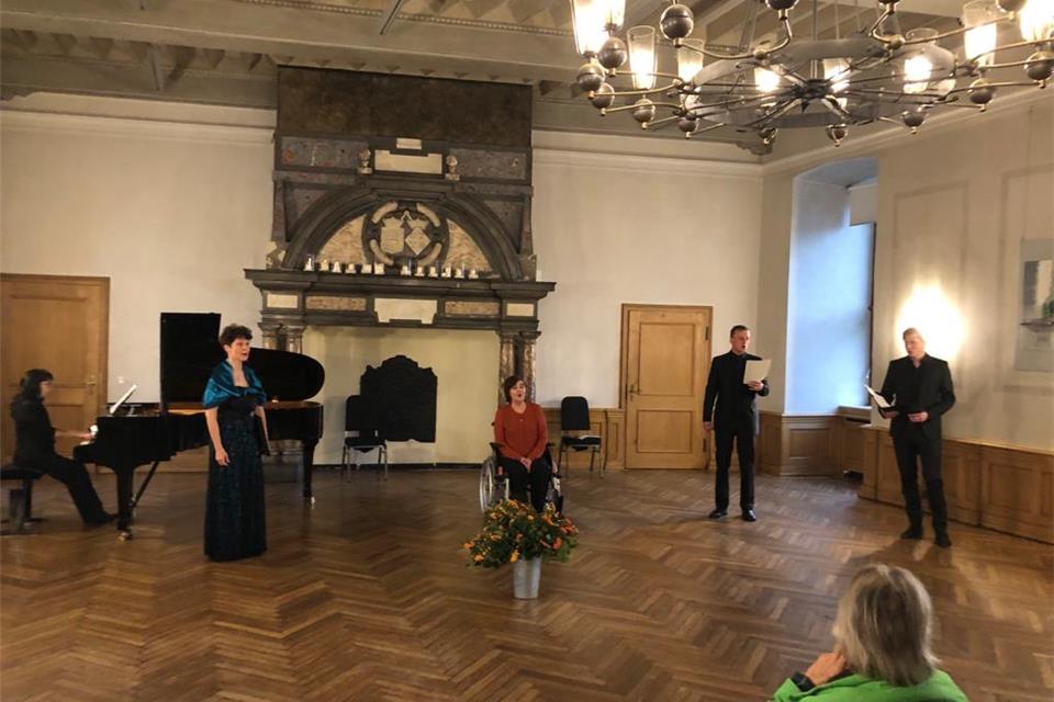 Lieder und Arien zum Thema Paradies waren bei dem Liedernachmittag im Rittersaal zu hören.