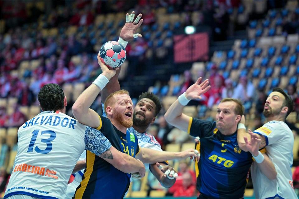 Lieferten sich einen harten Kampf um Platz 5: Schweden und Portugal.Sina Schuldt/dpa