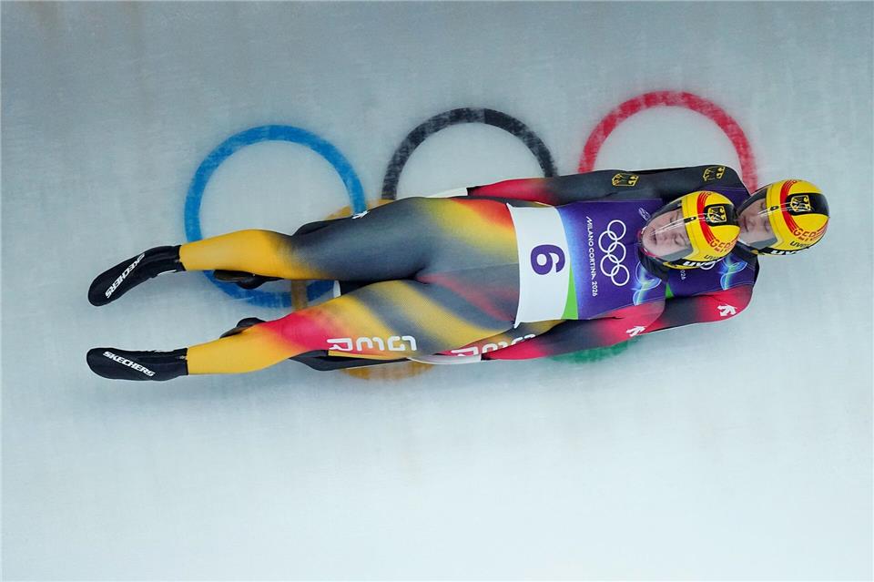 Liegen auf Medaillenkurs: Dajana Eitberger und Magdalena MatschinaMichael Kappeler/dpa