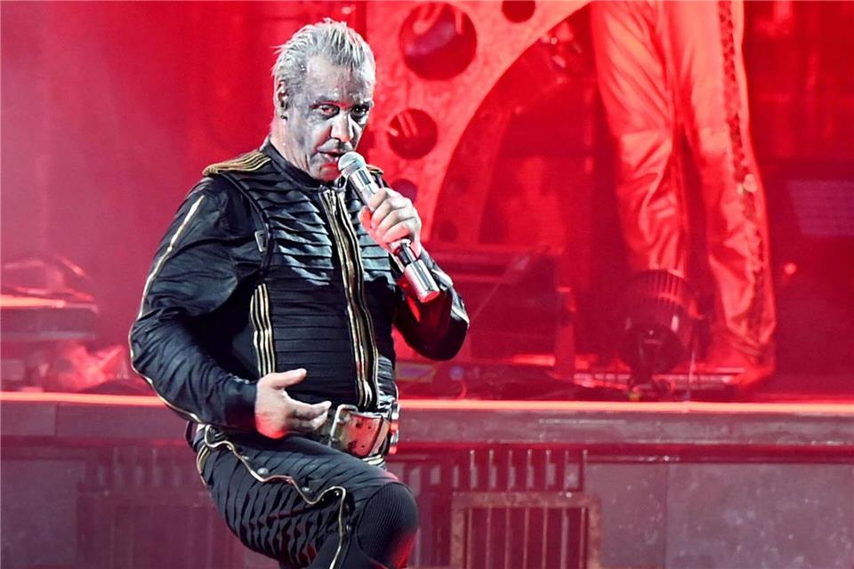 Till Lindemann als Ehrengast beim Leipziger Opernball Lindemann ist als Ehrengast zum Leipziger Opernball eingeladen (Archvbild)Malte Krudewig/dpa