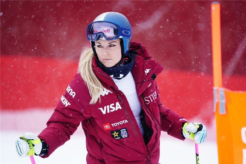 Lindsey Vonn bei der Besichtigung der Abfahrt in Crans-Montana.Pier Marco Tacca/AP/dpa