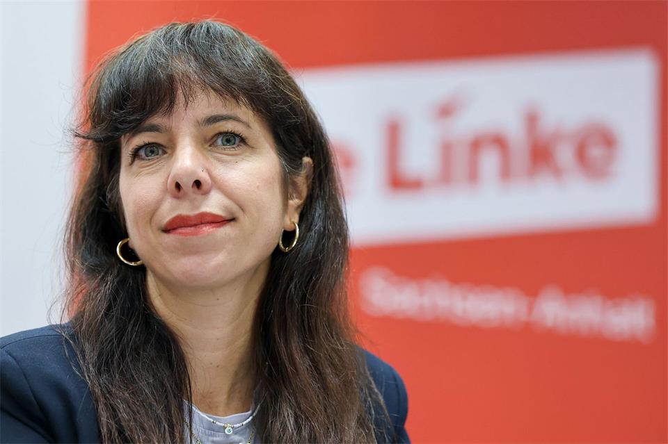 Linke-Spitzenkandidatin Elif Eralp hat das Wahlergebnis in Sachsen-Anhalt als historischen Bruch bezeichnet. (Archivbild)Jan Woitas/dpa