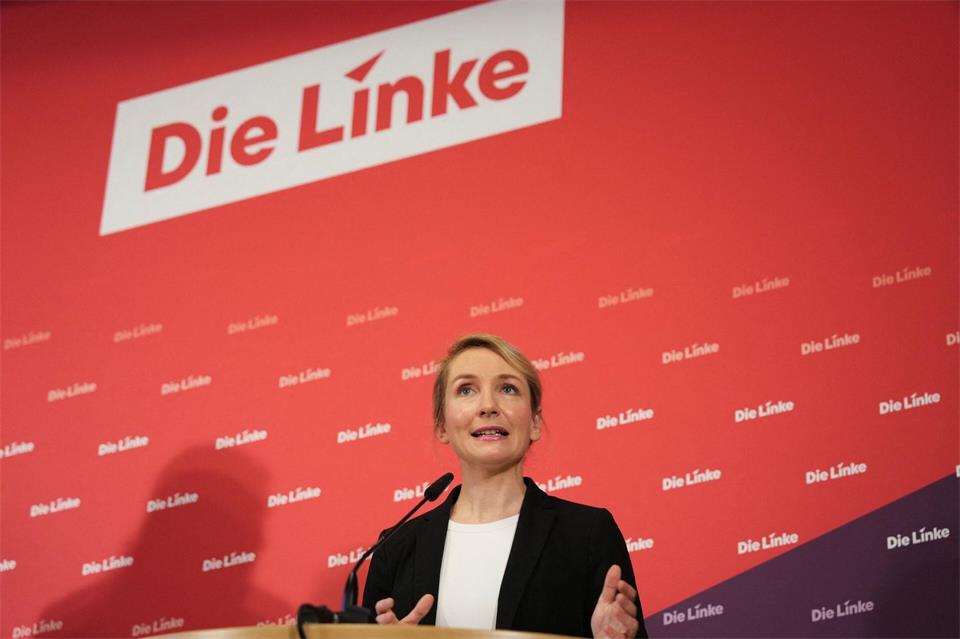 Linken-Parteichefin Ines Schwerdtner sieht in den Aussagen von Kanzler Friedrich Merz ein Ablenkungsmanöver. (Archivbild)Sven Kaeuler/dpa