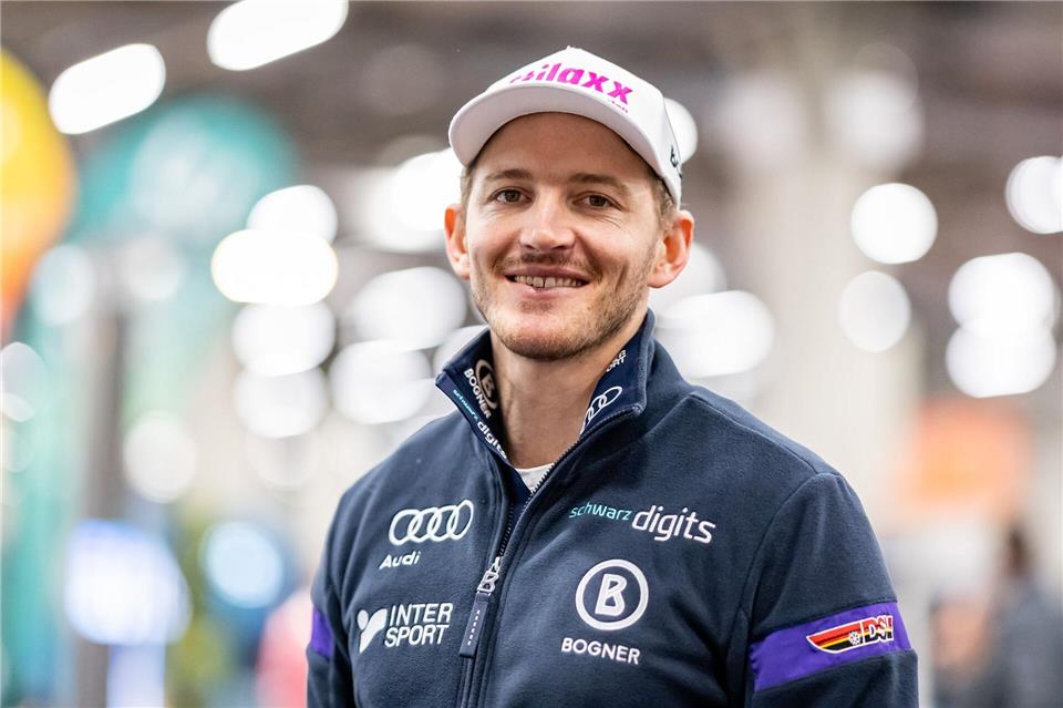 Linus Straßer bei der offiziellen Winter-Einkleidung Ende Oktober. (Archivfoto)Daniel Karmann/dpa