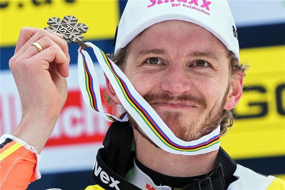 Linus Straßer sorgte doch noch für eine deutsche WM-Medaille.Giovanni Auletta/AP/dpa