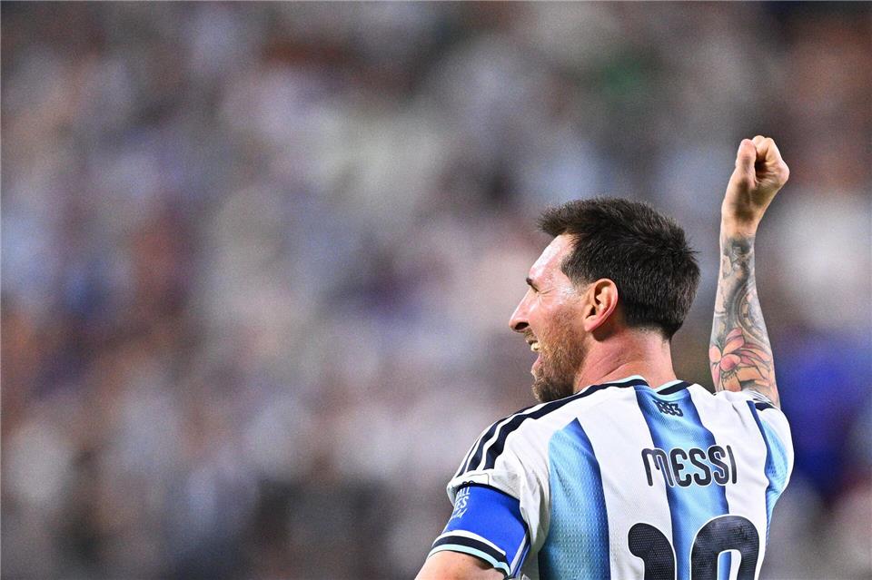 Lionel Messi wird weltweit gefeiert. Tom Weller/dpa