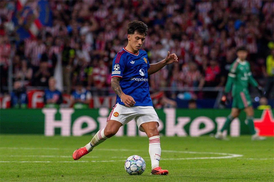 Lisandro Martínez von Manchester United hat sich bei der Clubführung entschuldigt.Oscar Manuel Sanchez/ZUMA Press Wire/dpa