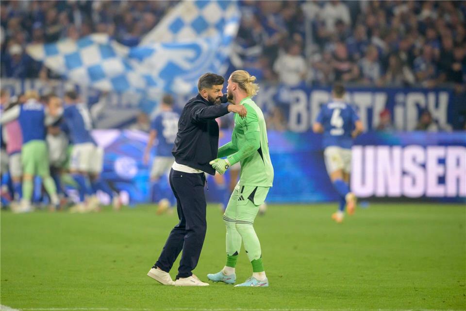 Lob von Trainer Miron Muslic für Torhüter Loris Karius.Anke Waelischmiller/dpa