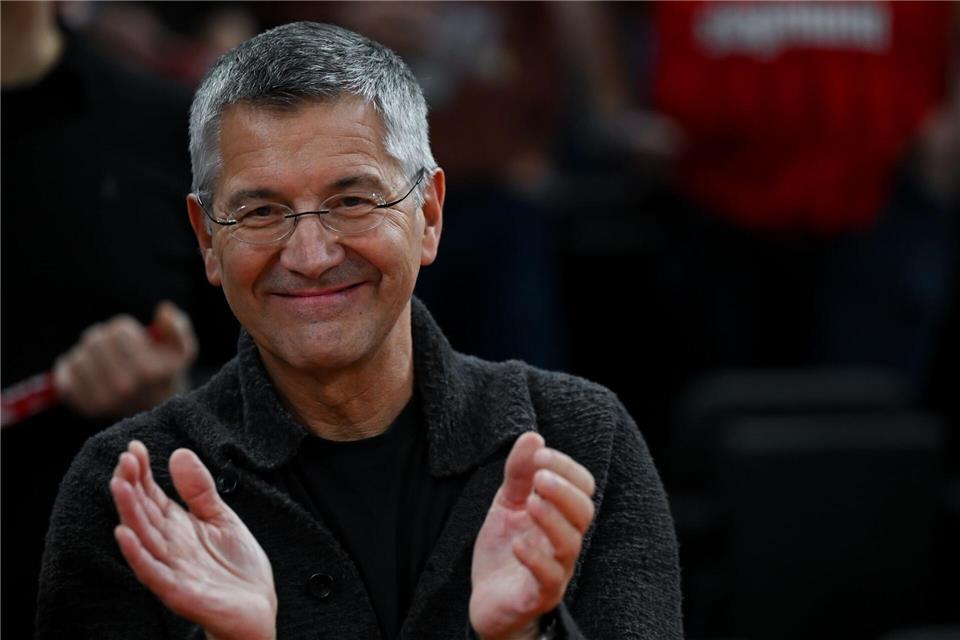 Lobt den Bayern-Trainer: Bayern-Präsident Herbert Hainer (Archivbild)Sven Hoppe/dpa