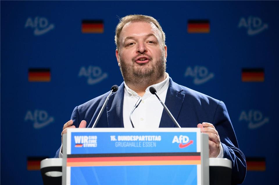 Lohrs Lüge-Vorwurf gegen einen Polizisten stößt auf scharfe Kritik - vor allem bei SPD-Chefin Sabine Bätzing-Lichtenthäler. (Archivbild) Bernd von Jutrczenka/dpa