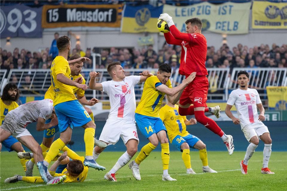 Lok Leipzig verpasste den Aufstieg, hält aber nun alle Vereinsanteile in der eigenen GmbH.Sebastian Kahnert/dpa