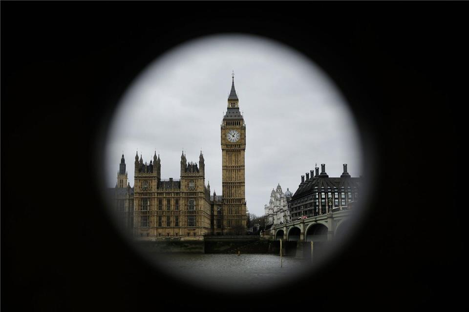 London im Blick: In Berlin geht es um die deutsch-britische Wirtschaftsbeziehung. (Archivbild) Matt Dunham/AP/dpa