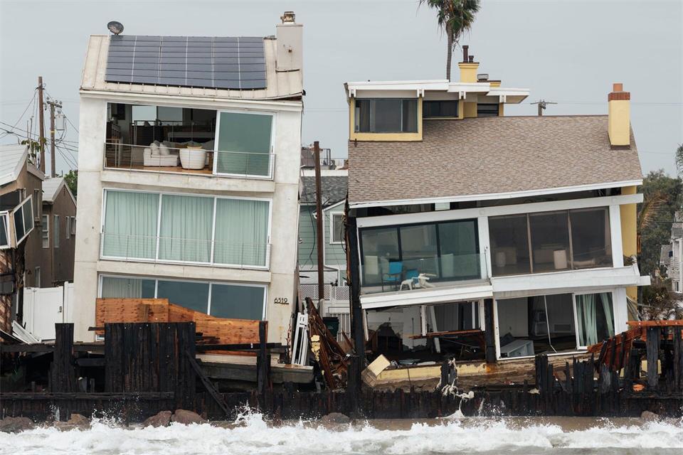 Long Beach (Kalifornien): Sturmspuren an der Küste – Häuser nach Tropensturm Rachel beschädigtStephen Lam/San Francisco Chronicle via AP /dpa