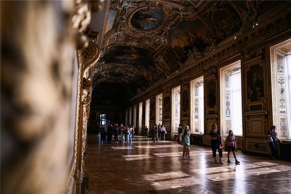 Louvre öffnet Apollon-Galerie wieder für BesucherLou Benoist/AFP Pool via AP/dpa