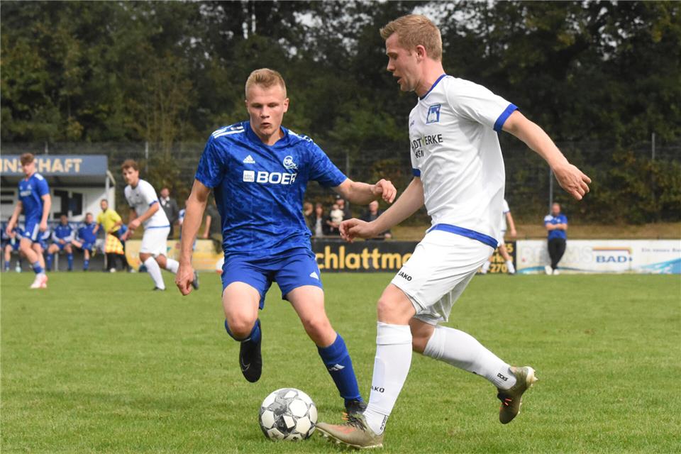 Luca Blanke (rechts) bestreitet am Montagnachmittag sein letzten Heimspiel im Trikot des Landesligisten Westfalia Gemen. 