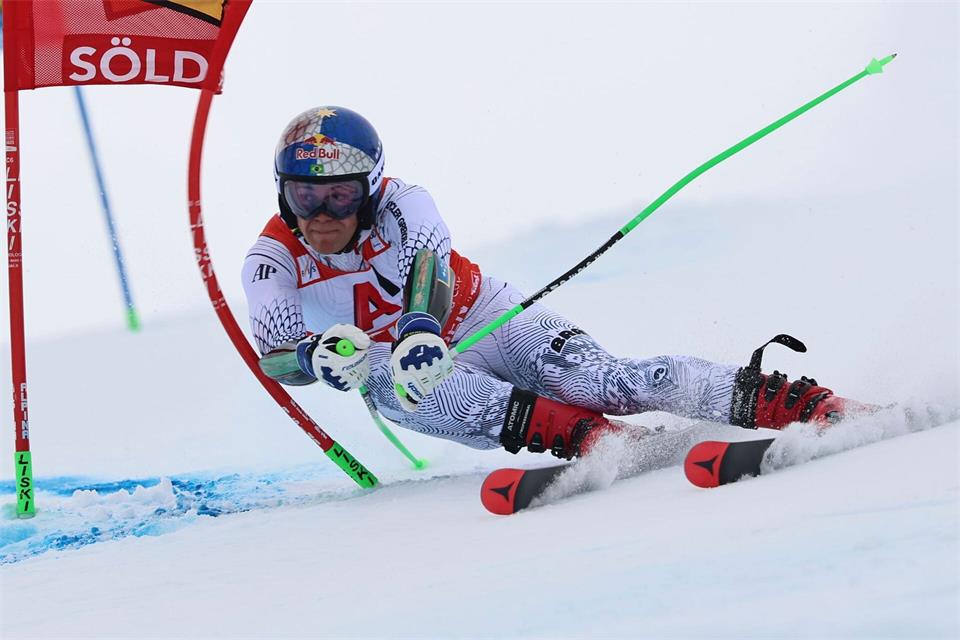 Lucas Pinheiro Braathen feierte seinen neunten Weltcup-Sieg.Marco Trovati/AP/dpa
