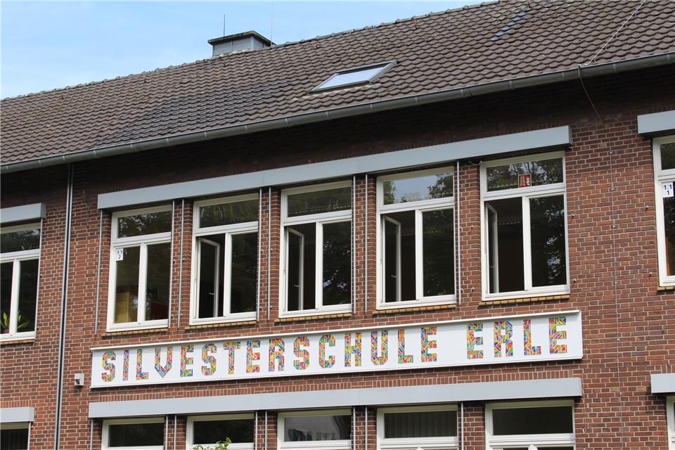 Lüften statt Lüftungsanlagen: Die SPD fordert weiter den Einbau der Geräte in den Schulen.