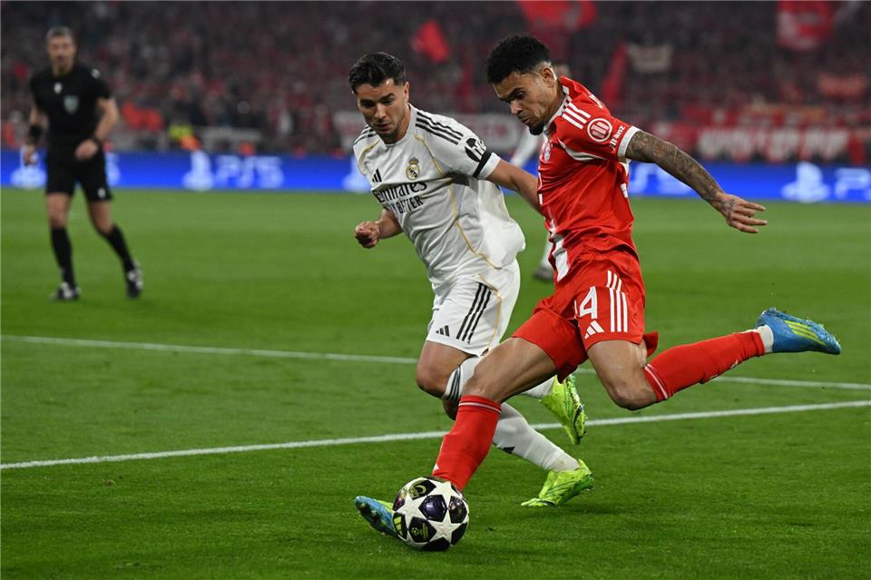 Luis Diaz erlöst den FC Bayern.Sven Hoppe/dpa