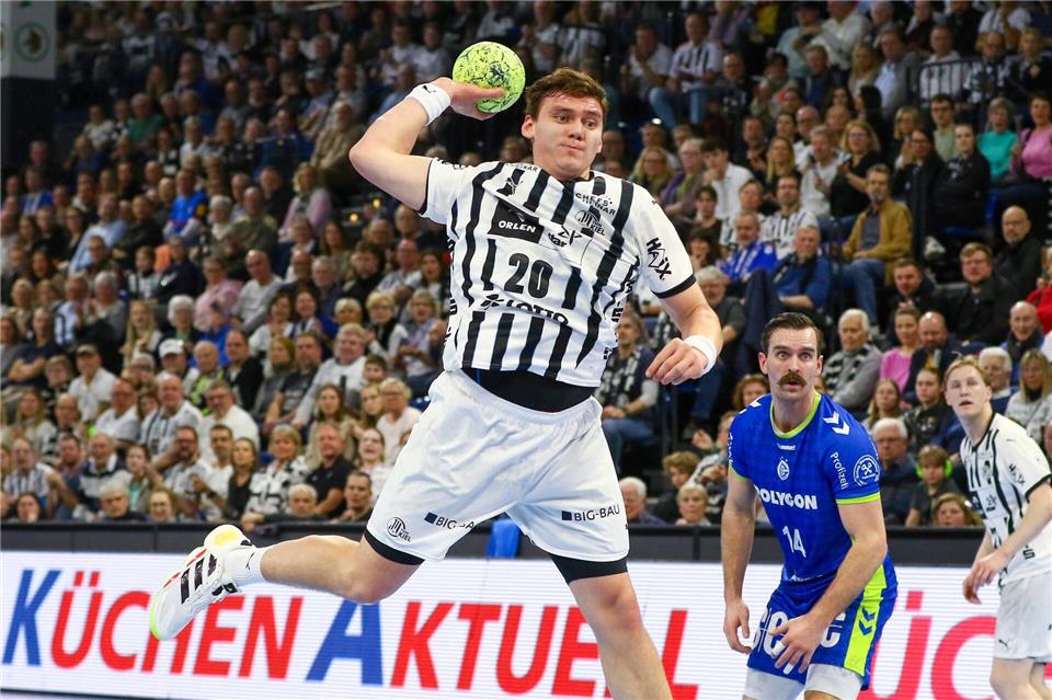 Lukas Laube und der THW Kiel spielten gegen Bidasoa Irun. (Archivbild)Michael Hundt/dpa