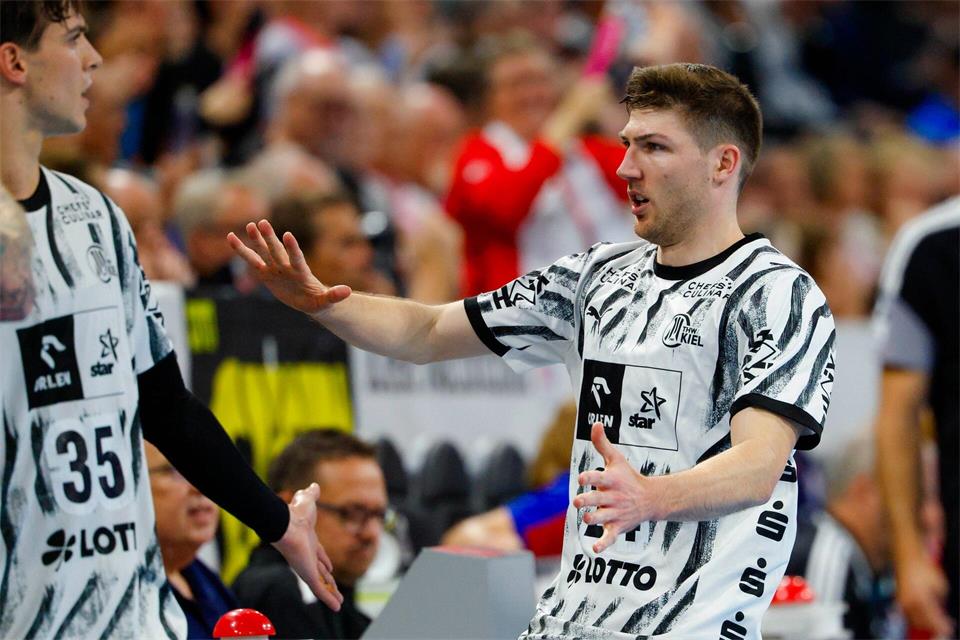 Lukas Zerbe und der THW Kiel spielten beim HC Erlangen. (Archivbild)Frank Molter/dpa