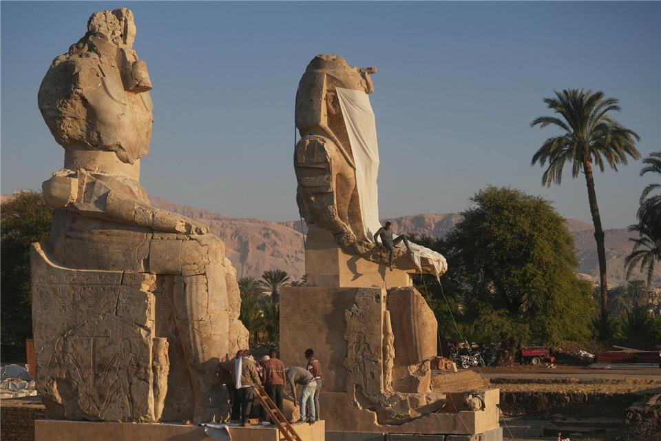 Luxor mit seinen Tempeln und den jahrhundertealten Gräbern im Tal der Könige lockt Touristen aus aller Welt an (Archivbild)Amr Nabil/AP/dpa
