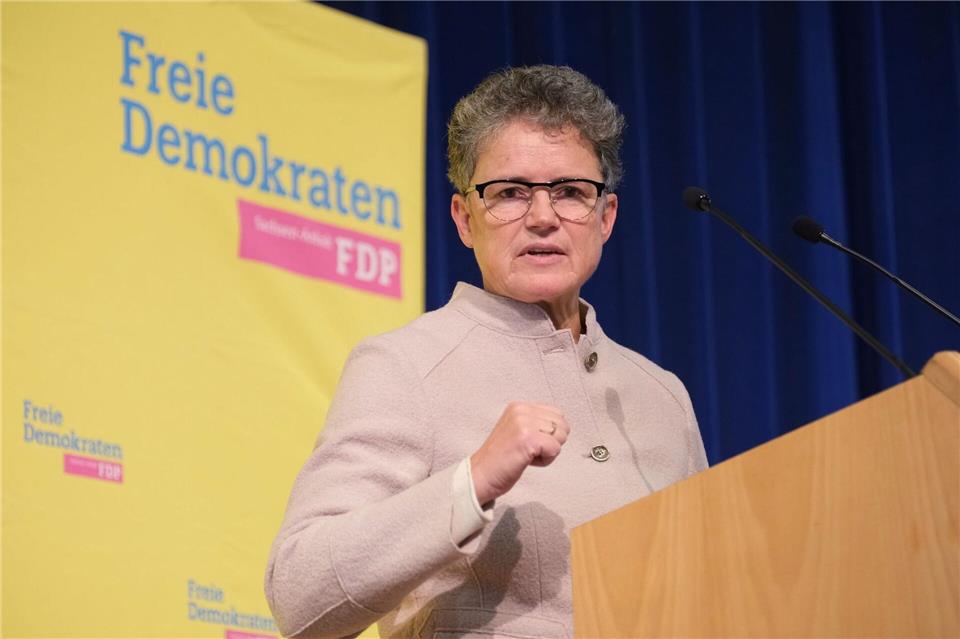 Lydia Hüskens ist derzeit Ministerin für Infrastruktur und Digitales. Sie ist FDP-Spitzenkandidatin für die Landtagswahl. (Archivbild)Sebastian Willnow/dpa
