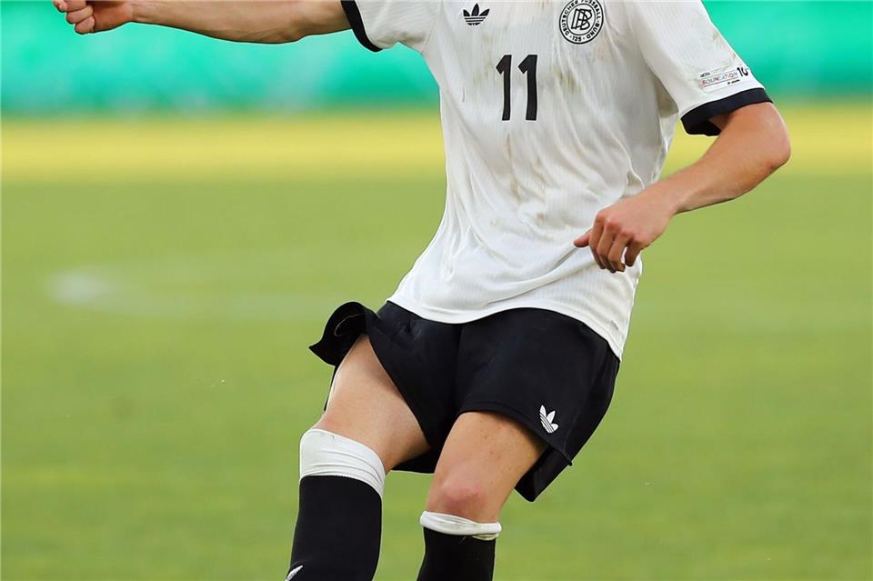 1. FC Köln verlängert mit talentierten El-Mala-Brüdern Machte im Trikot der deutschen U19 bei der EM in Rumänien auf sich aufmerksam: der Kölner Nachwuchsstürmer Said El Mala.Stefan Constantin/dpa