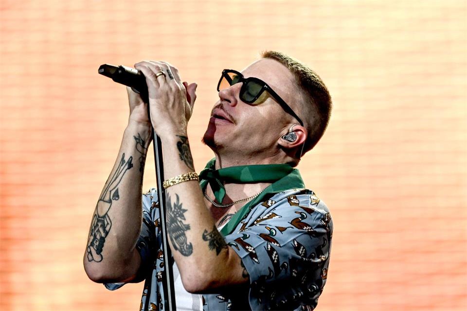 Macklemore kündigte vergangene Woche drei Konzerte in Dublin, Paris und London an. (Archivbild)Britta Pedersen/dpa