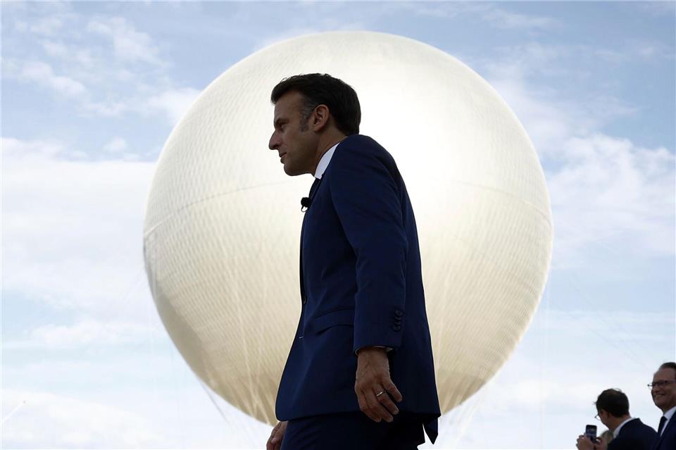 Wieder Krise in Paris: Diese Folgen hat der Regierungssturz Macron ist nun im Zugzwang. (Archivbild)Yoan Valat/Pool EPA/AP/dpa