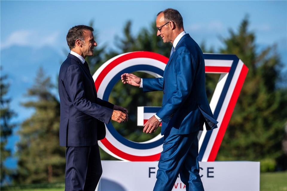 Macron und Merz spielen eine wesentliche Rolle bei der Vorbereitung des Einsatzes.Michael Kappeler/dpa-Pool/dpa