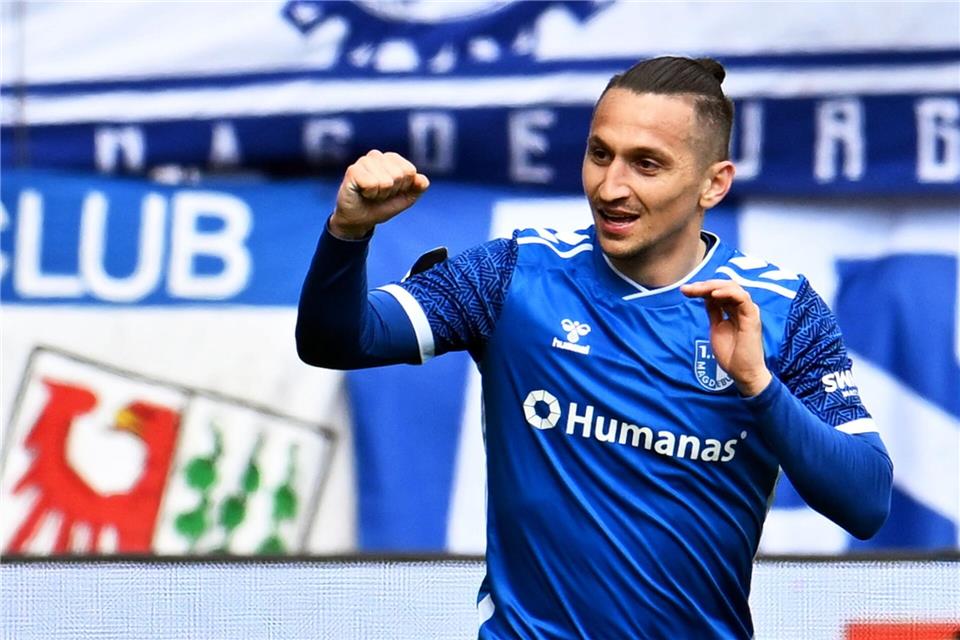 Magdeburgs Baris Atik jubelt über sein Tor zum 2:0.Swen Pförtner/dpa