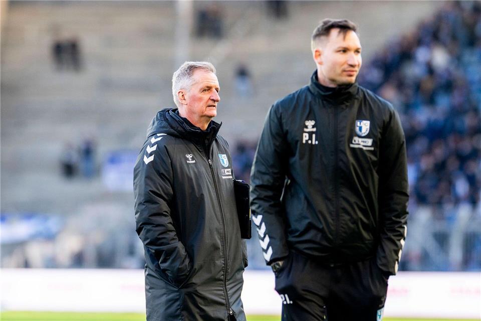 Magdeburgs Trainerduo  Petrik Sander (l) und Pascal Ibold.  Julius Frick/dpa