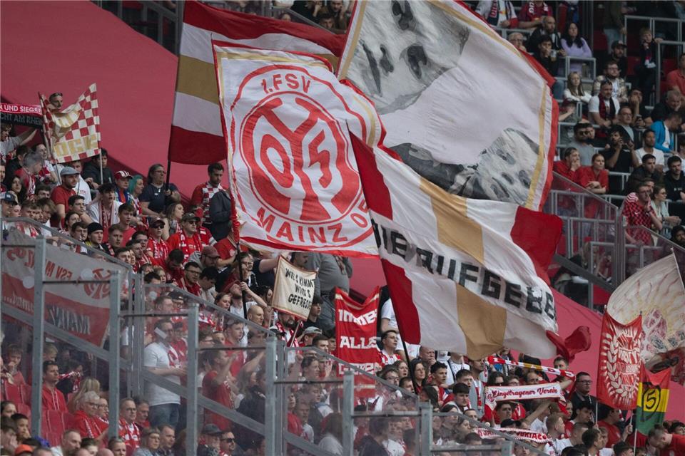 Mainz 05 hat in Konstantin Schopp einen neuen Innenverteidiger verpflichtet.Hendrik Schmidt/dpa